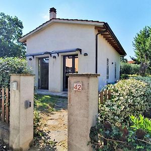 Cosy Holiday Home With Private Garden 5 Minutes From Lake Trasimeno Panicarola Exterior photo