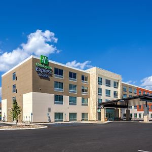 Holiday Inn Express & Suites Reedsville - State Coll Area, An Ihg Hotel Exterior photo