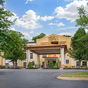 Comfort Suites Near Penn State - State College Exterior photo