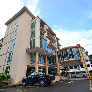 Lanvin Hotel Kota Kinabalu Exterior photo