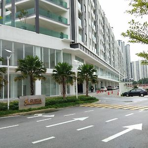Suria Next To Desa Parkcity Otel Kuala Lumpur Exterior photo