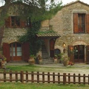 Country House I Girasoli Magione Exterior photo