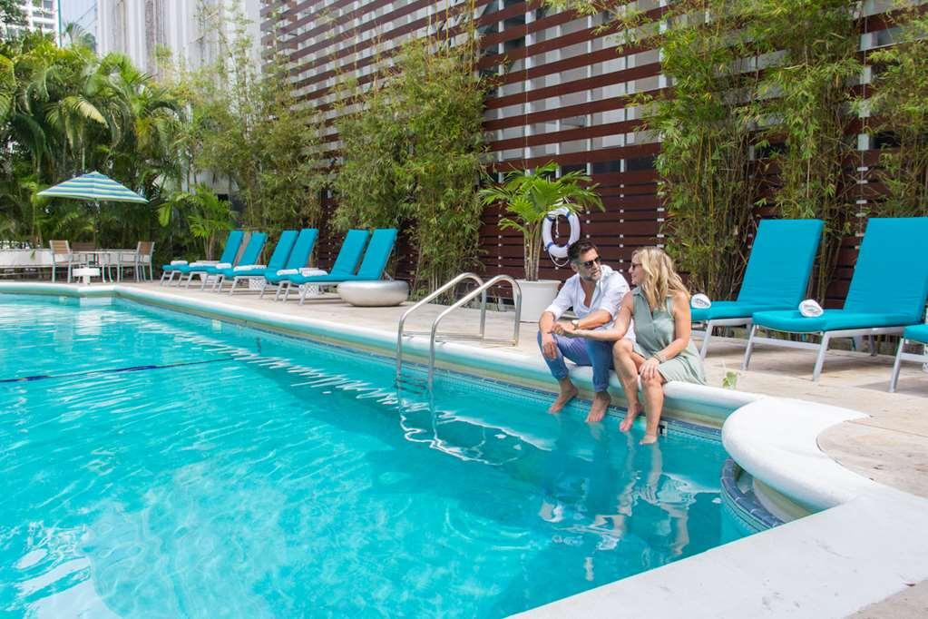 Dorchester Hotel & Suites Miami Beach Konforlar fotoğraf