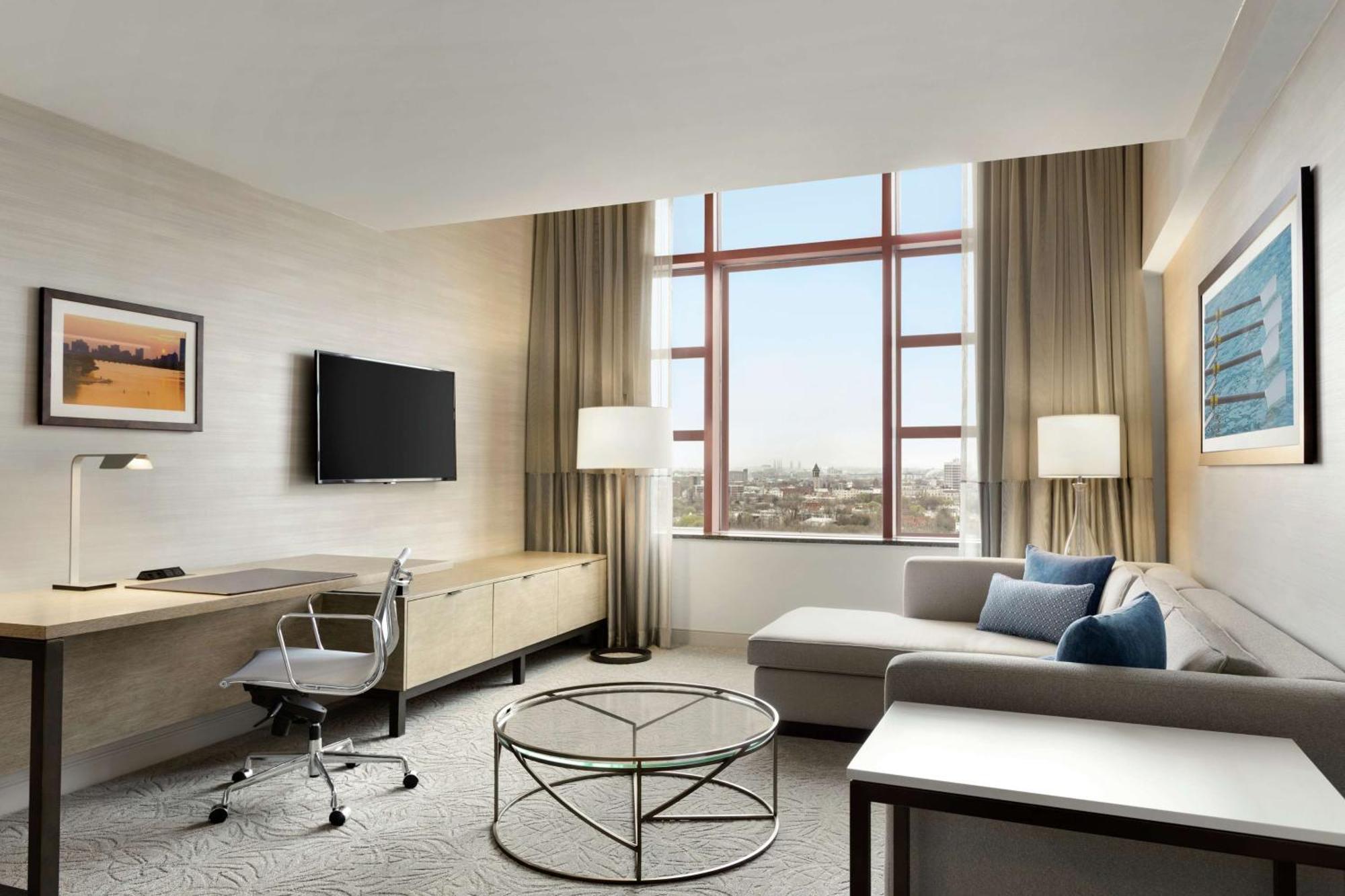 Doubletree Suites By Hilton Hotel Boston - Cambridge Dış mekan fotoğraf