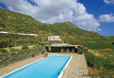 Santa Teresa Resort Pantelleria Island Konforlar fotoğraf