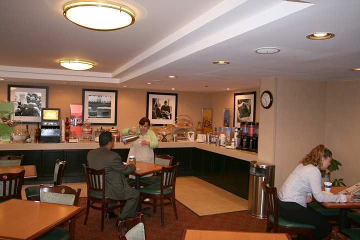 Holiday Inn Express Hartford South - Rocky Hill, An Ihg Hotel Restoran fotoğraf