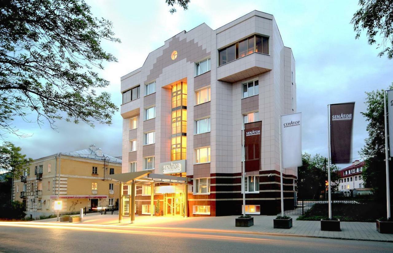 Business Hotel Senator Ekaterinburg Dış mekan fotoğraf