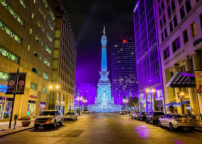 Monument Circle photo