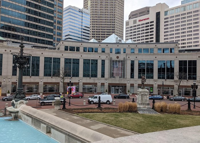 Monument Circle photo