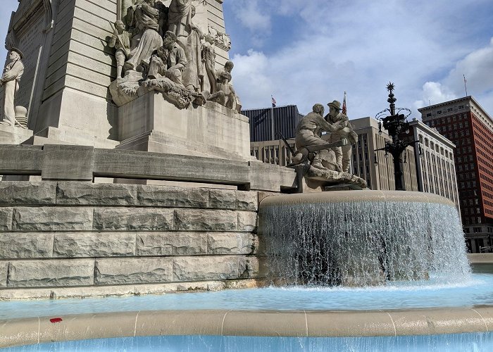 Monument Circle photo