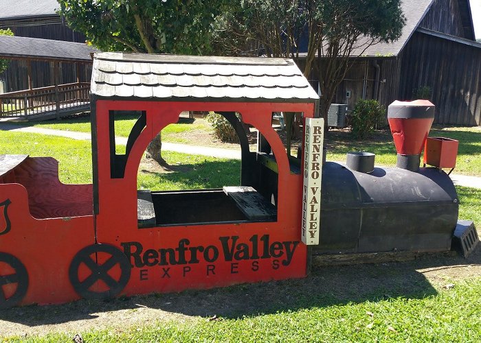Renfro Valley Entertainment Center photo