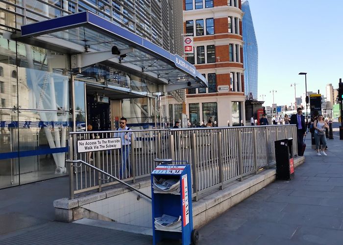 Blackfriars Underground Station photo