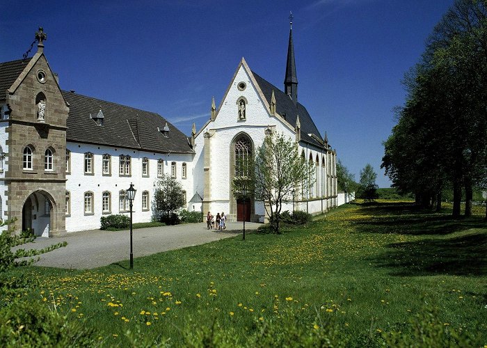 Kloster Abtei Mariawald Heimbach Wandern mit Kindern IV: Mit Buggy und Kinderwagen über Stock und ... photo