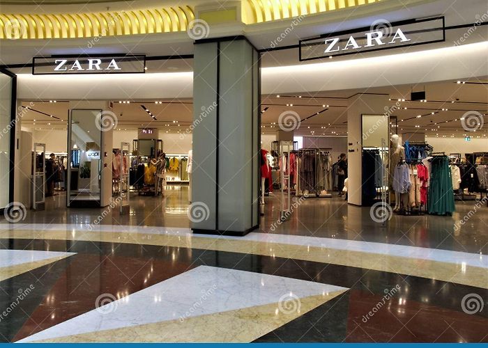 Euroma 2 Euroma 2 Shopping Centre in Rome Editorial Image - Image of ... photo