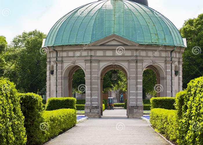 Hofgarten Yard Hofgarten Stock Photos - Free & Royalty-Free Stock Photos ... photo