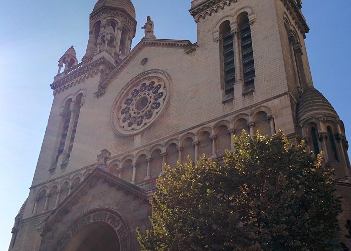 Saint-Anne Church of the Butte aux Cailles Visit 13th Arrondissement: 2024 13th Arrondissement, Paris Travel ... photo