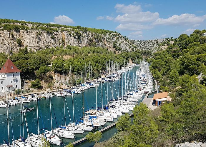 Cassis photo