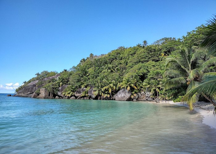 Silhouette Island photo