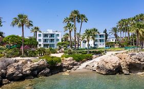 Rododafni Beach Apartments Pafos Exterior photo