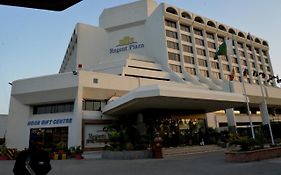 Regent Plaza Hotel & Convention Center Karaçi Exterior photo
