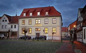 Hotel Am Markt Oebisfelde Exterior photo