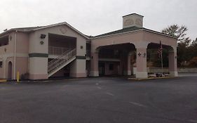 Country Hearth Inn & Suites Augusta Exterior photo