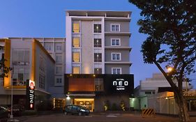 Hotel Neo Cirebon By Aston Exterior photo
