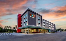 Avid Hotels Milwaukee West - Waukesha, An Ihg Hotel Pewaukee Exterior photo