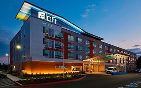 Aloft Cleveland Airport Otel North Olmsted Exterior photo