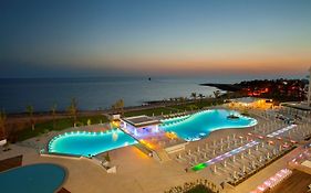 King Evelthon Beach Hotel & Resort Pafos Exterior photo