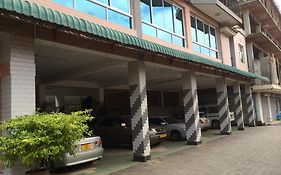 Mc-Elly'S Hotel Arusha Exterior photo