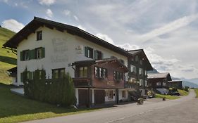 Gasthaus Bellawiese Otel Sankt Antönien Exterior photo