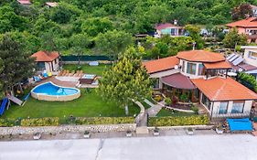 Sunny House Izgrev Villa Balçık Exterior photo