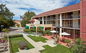 La Quinta By Wyndham Thousand Oaks-Newbury Park Otel Exterior photo