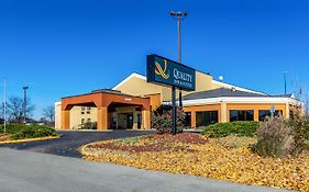 Quality Inn & Suites Southport Indianapolis Exterior photo