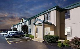 Super 8 By Wyndham Harrisburg Hershey West Motel Exterior photo