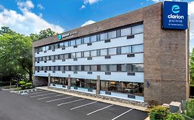 Clarion Pointe Raleigh Midtown Otel Exterior photo