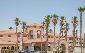 Ramada By Wyndham Barstow Otel Exterior photo