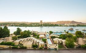 Obelisk Nile Hotel Asvan Exterior photo