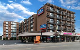 Howard Johnson Plaza By Wyndham By The Falls Niagara Falls Otel Exterior photo