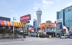 Thriftlodge At The Falls Niagara Şelalesi Exterior photo