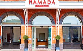 Ramada By Wyndham Belfast Otel Exterior photo