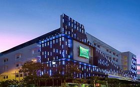 ibis Styles Yogyakarta Otel Exterior photo