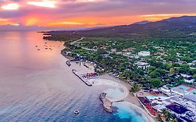 Royal Decameron Club Caribbean Resort Runaway Bay Exterior photo