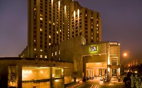 The Lalit New Delhi Otel Exterior photo