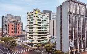 Wyndham Garden Quito Otel Exterior photo