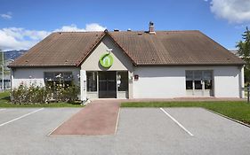 Campanile Chambery Otel Exterior photo