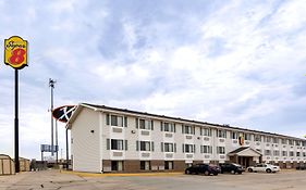 Super 8 By Wyndham Hays Ks Otel Exterior photo