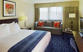 Doubletree By Hilton Norwalk Otel Room photo