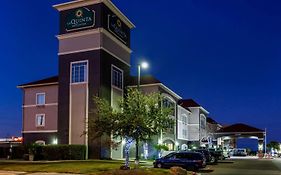 La Quinta By Wyndham Laredo Airport Otel Exterior photo